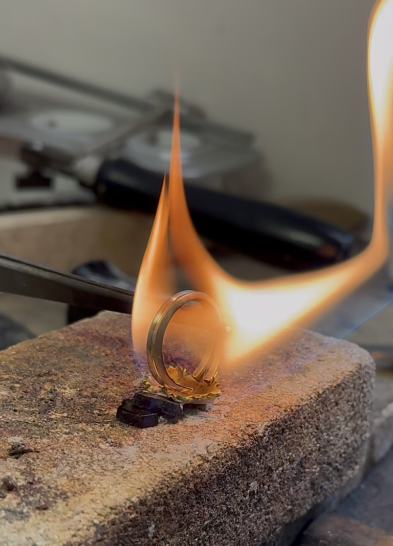 réparation de bijoux en or dans le 25 et 21